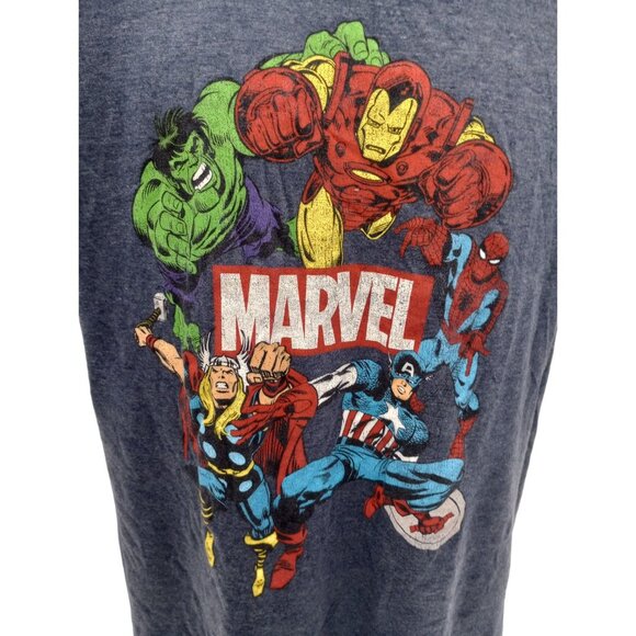 Marvel Avengers Men's T-Shirt Size L  Cotton Polyester Blend Classic Superhero - Picture 6 of 10
